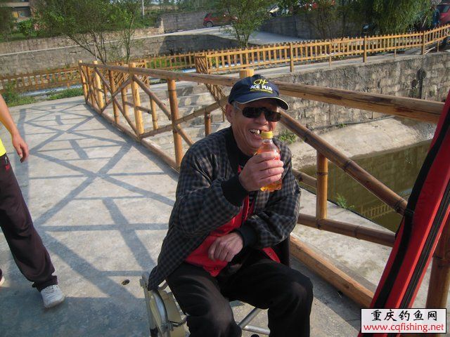 200814fo0y9dbzt646pobo.jpg