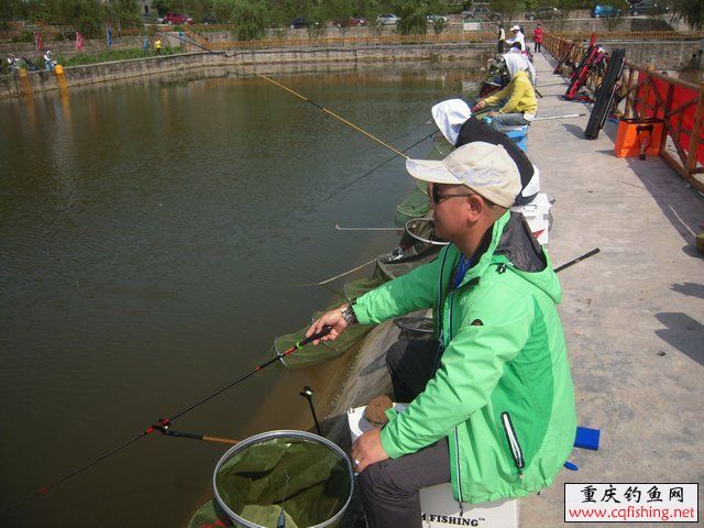 200842kwa3vokxvzpaoneo.jpg