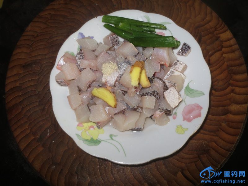 Ƭ 024.jpg