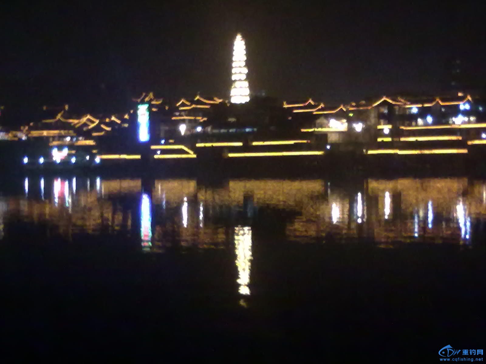 Ƭ 084.jpg