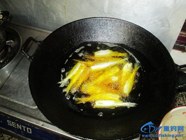 Ƭ 004.jpg