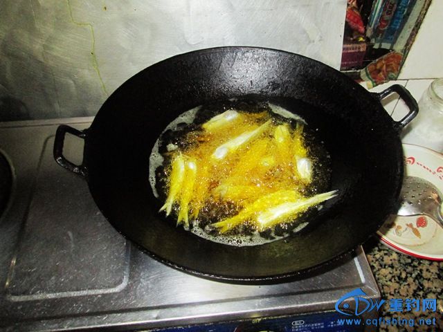 Ƭ 005.jpg