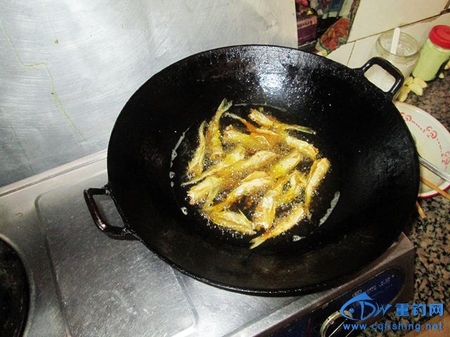 Ƭ 008.jpg