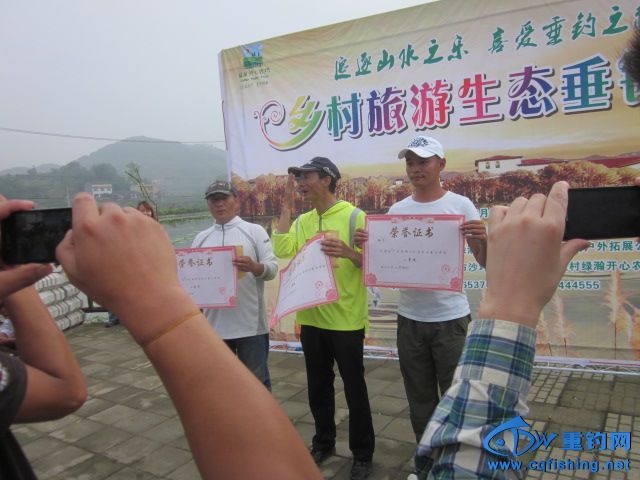 111918ppggyfynjtf6bccj.jpg