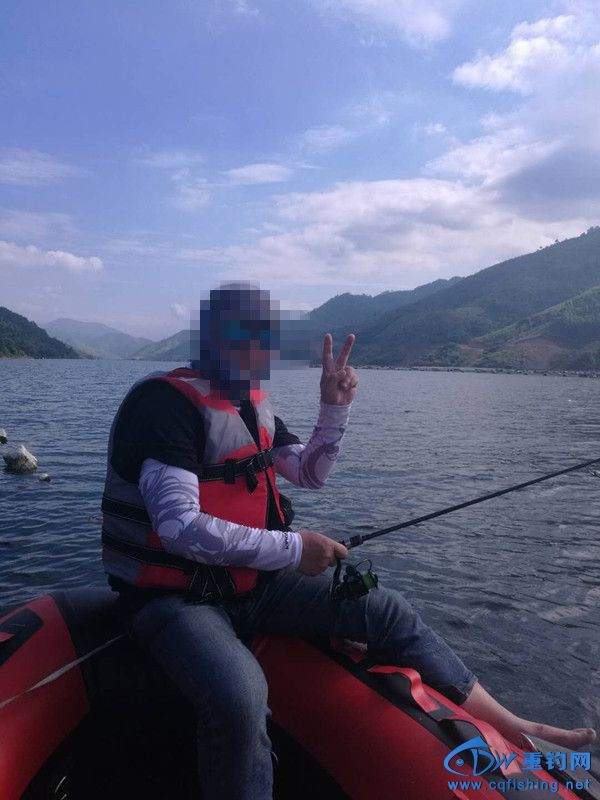171452mo3g815amr1ty8gm.jpg