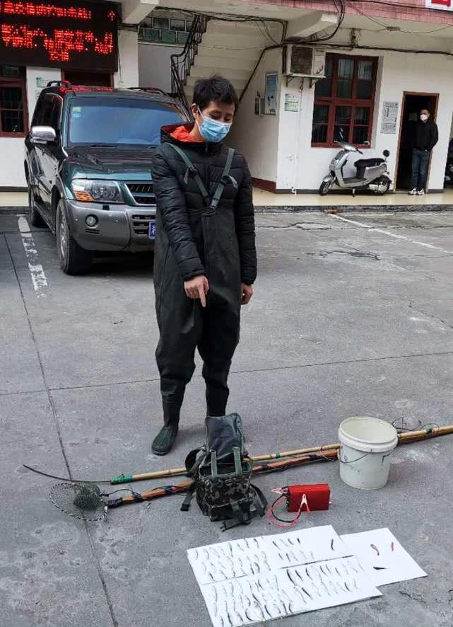 非法2.jpg