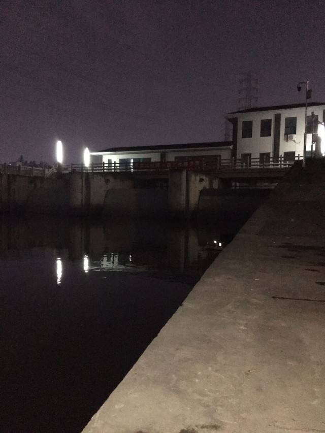 1633869733742626288.jpg
